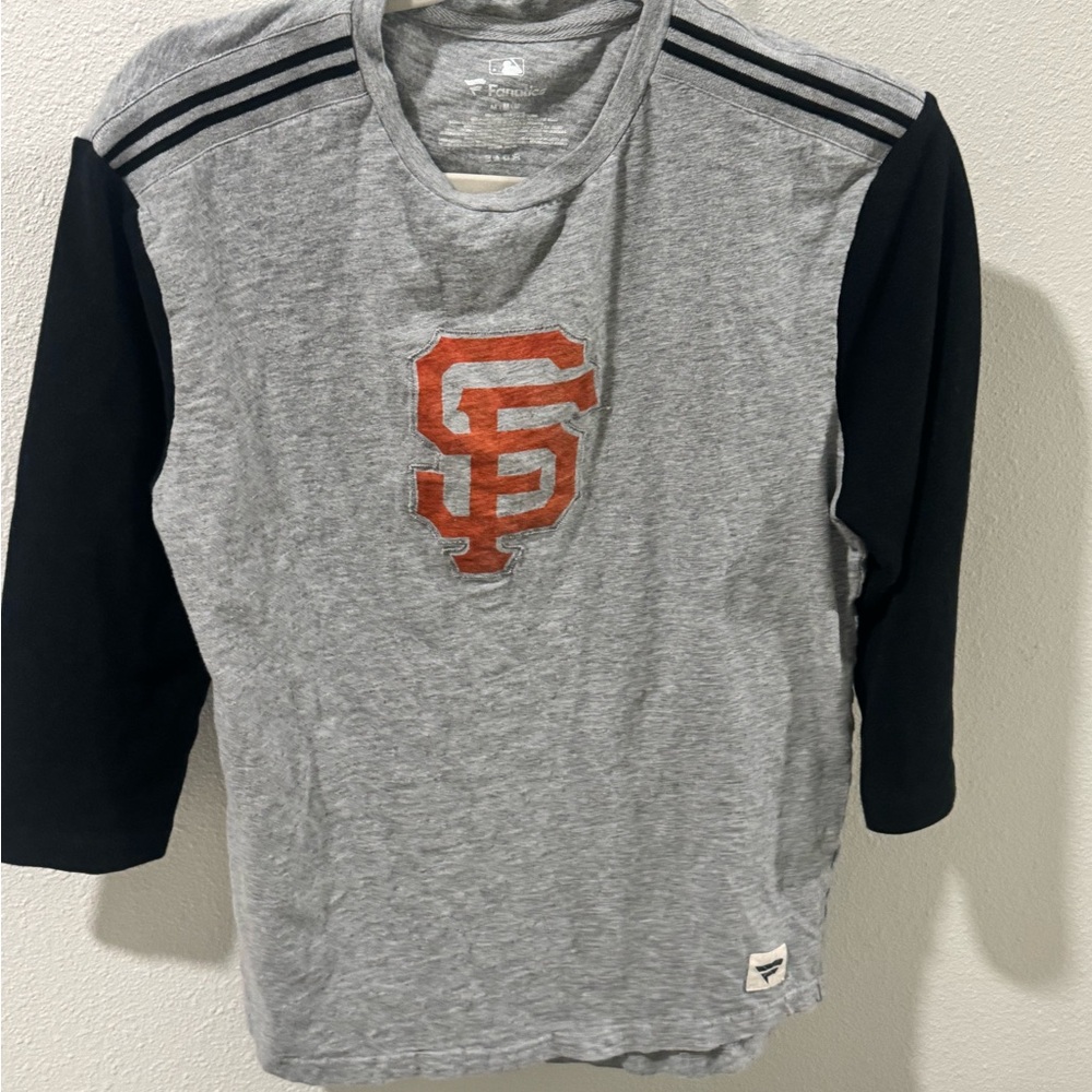 Women’s Gray and Black Sports Shirt Famatics Baseball Tee